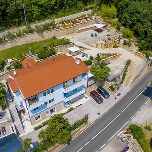 apartments-gea-moscenicka-draga.primorje-gorskikotar.com/